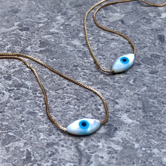 ❗️LAST❗️Dainty Evil Eye Necklace - Picture 5 of 8